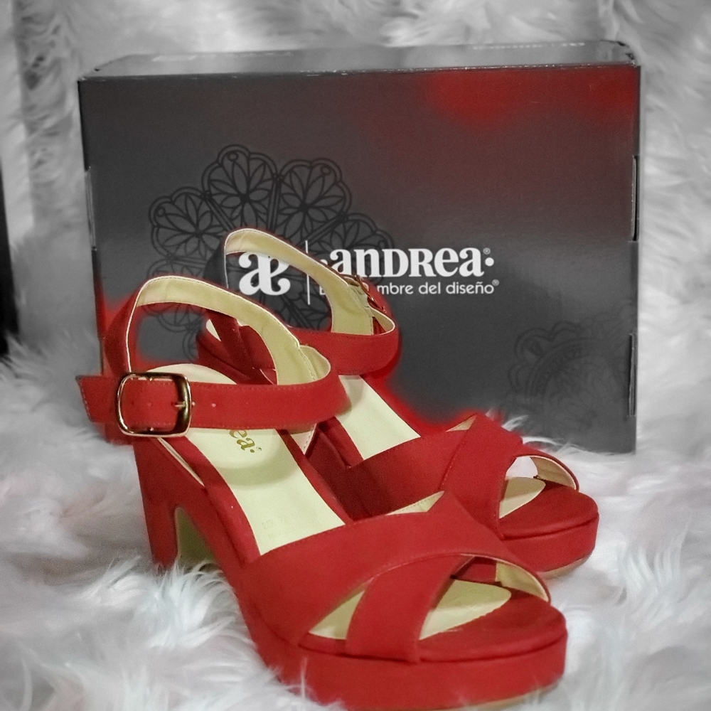 Andrea red pumps
